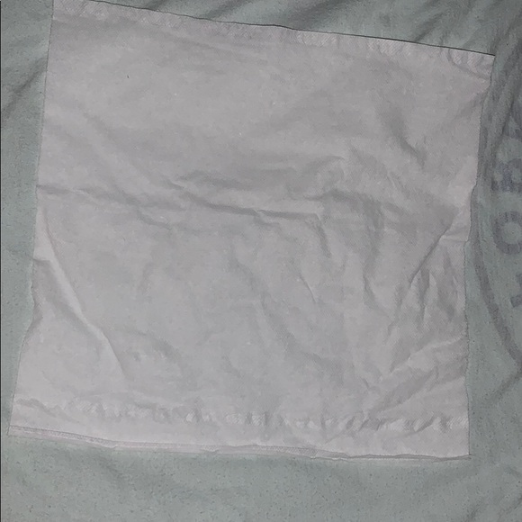 Tissue - Picture 1 of 2